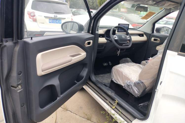 Used Chery New Energy QQ Ice Cream 2024 Edition Youth Version 205km Sundae Interior 7