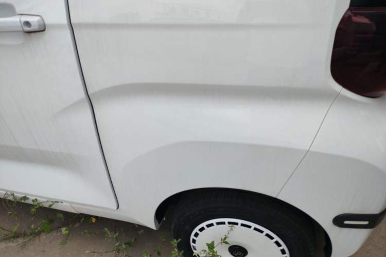 Used Chery New Energy QQ Ice Cream 2024 Edition Youth Version 205km Sundae Interior 8