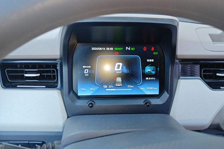 Used Chery New Energy QQ Ice Cream 2024 170km Sundae Odometer Close Up