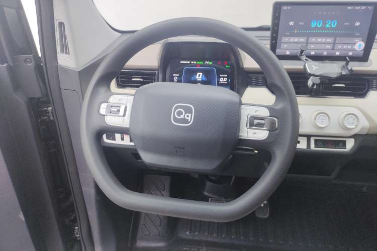 Used Chery New Energy QQ Ice Cream 2024 205km Sundae Steering Wheel