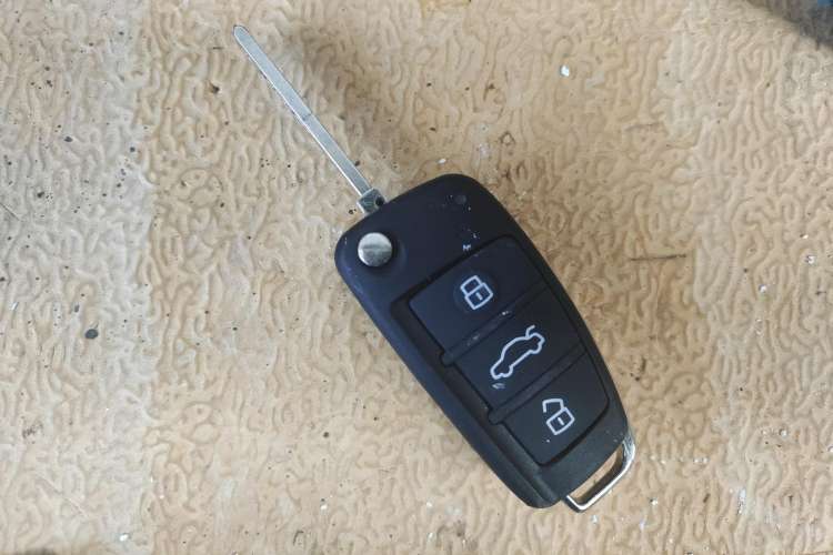 Used Chery New Energy QQ Ice Cream 2024 205km Sundae Vehicle Key