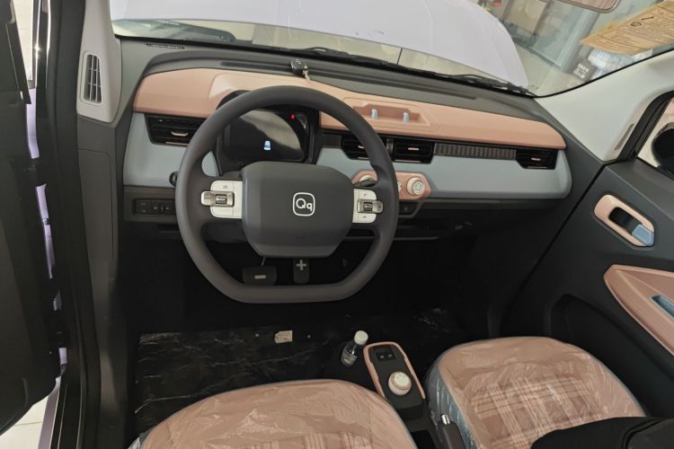 Used Chery New Energy QQ Ice Cream 2025 155km Sundae Edition Center Console