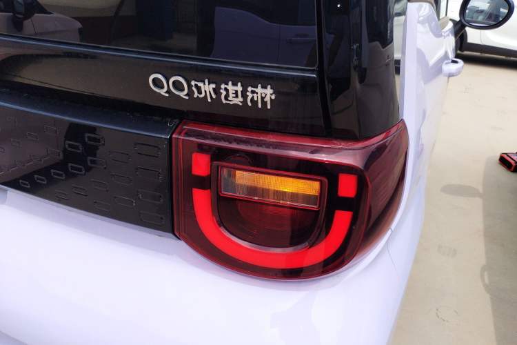 Used Chery New Energy QQ Ice Cream 2025 155km Sundae Edition Exterior 6