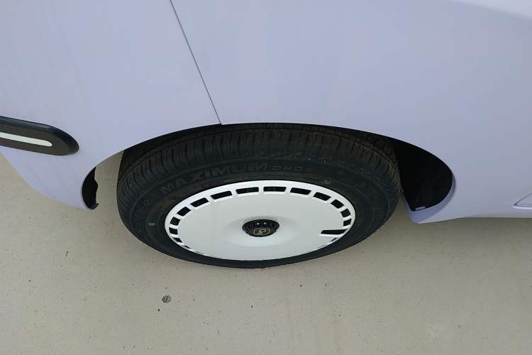 Used Chery New Energy QQ Ice Cream 2025 155km Sundae Edition Exterior 8