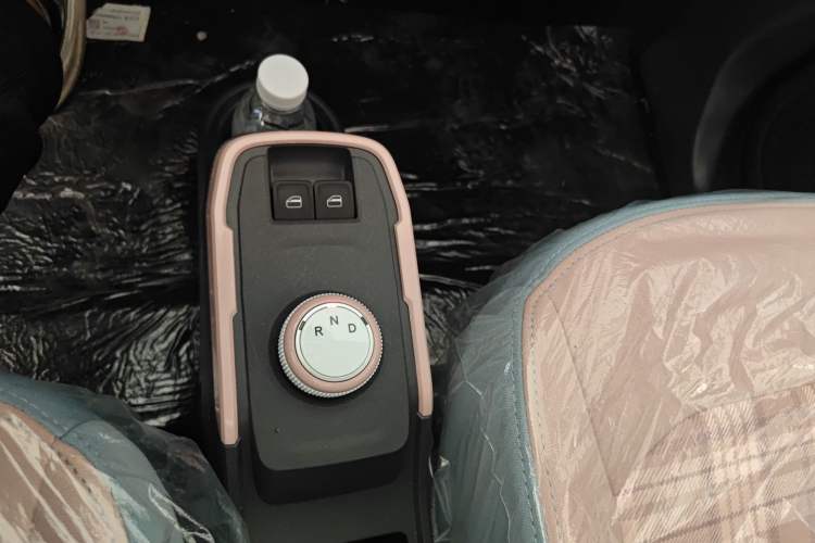 Used Chery New Energy QQ Ice Cream 2025 155km Sundae Edition Gear Lever