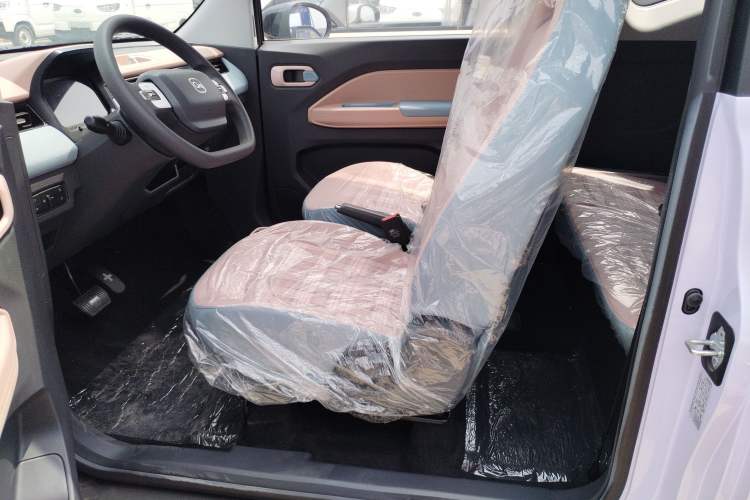 Used Chery New Energy QQ Ice Cream 2025 155km Sundae Edition Left Front Seat
