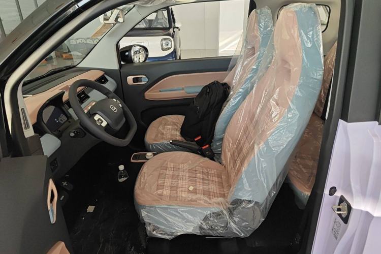 Used Chery New Energy QQ Ice Cream 2025 155km Sundae Edition Left Front Seat