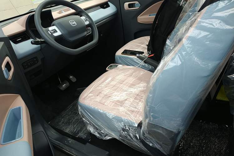 Used Chery New Energy QQ Ice Cream 2025 155km Sundae Edition Left Front Seat