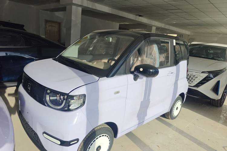 Used Chery New Energy QQ Ice Cream 2025 155km Sundae Edition Left Side