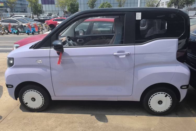 Used Chery New Energy QQ Ice Cream 2025 155km Sundae Edition Left Side