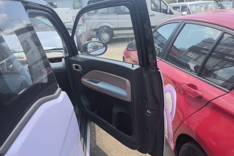 Used Chery New Energy QQ Ice Cream 2025 155km Sundae Edition Right Front Door Interior