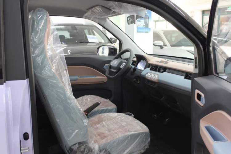 Used Chery New Energy QQ Ice Cream 2025 155km Sundae Edition Right Front Seat