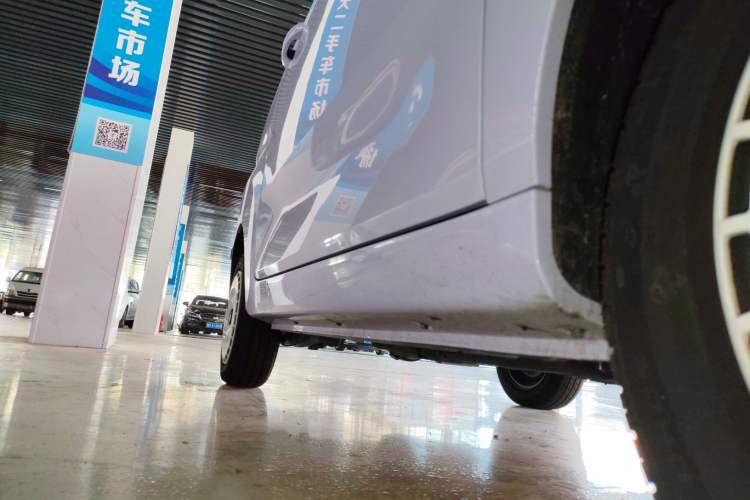 Used Chery New Energy QQ Ice Cream 2025 155km Sundae Edition Right Side Sill