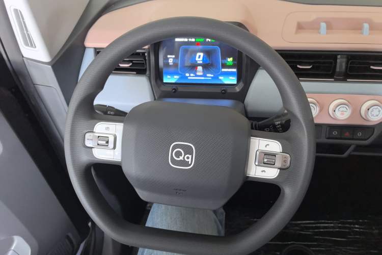 Used Chery New Energy QQ Ice Cream 2025 155km Sundae Edition Steering Wheel