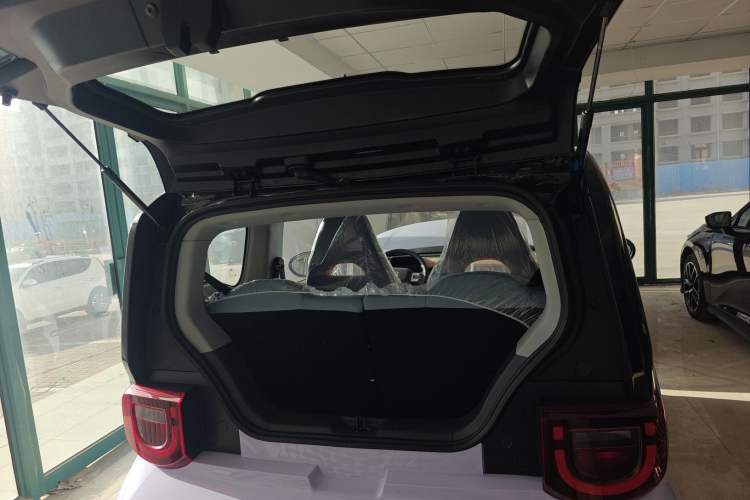 Used Chery New Energy QQ Ice Cream 2025 155km Sundae Edition Trunk