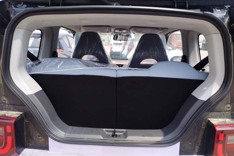 Used Chery New Energy QQ Ice Cream 2025 155km Sundae Edition Trunk