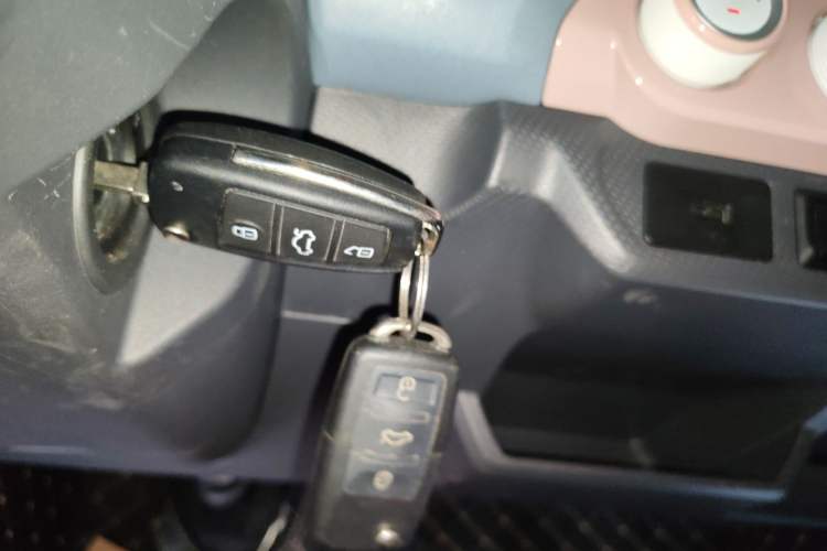 Used Chery New Energy QQ Ice Cream 2025 155km Sundae Edition Vehicle Key