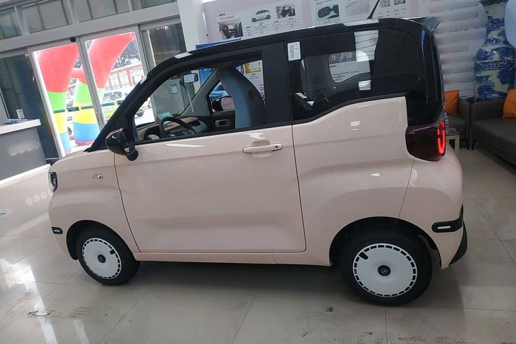 Used Chery New Energy QQ Ice Cream 2025 155km Sundae Edition Exterior 3