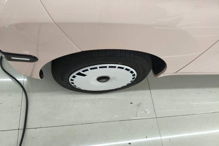 Used Chery New Energy QQ Ice Cream 2025 155km Sundae Edition Exterior 7
