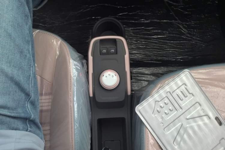 Used Chery New Energy QQ Ice Cream 2025 155km Sundae Edition Gear Lever