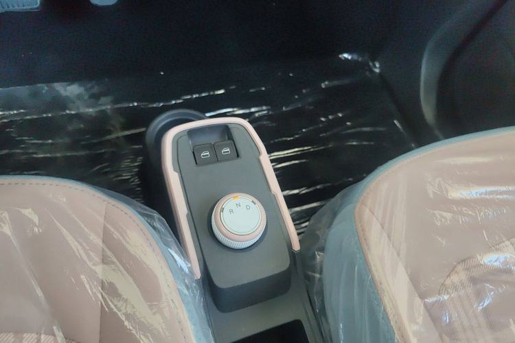 Used Chery New Energy QQ Ice Cream 2025 155km Sundae Edition Gear Lever