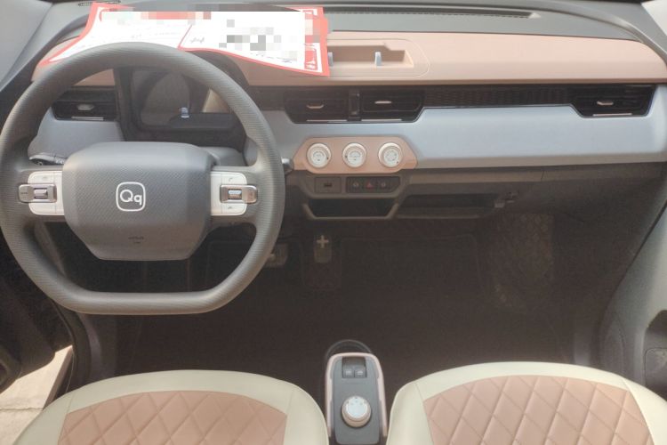 Used Chery New Energy QQ Ice Cream 2025 155km Sundae Edition Interior 3