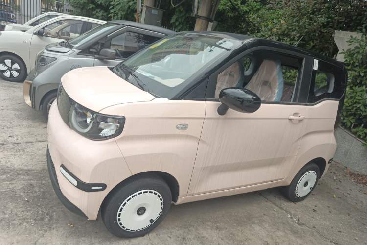 Used Chery New Energy QQ Ice Cream 2025 155km Sundae Edition Left Side