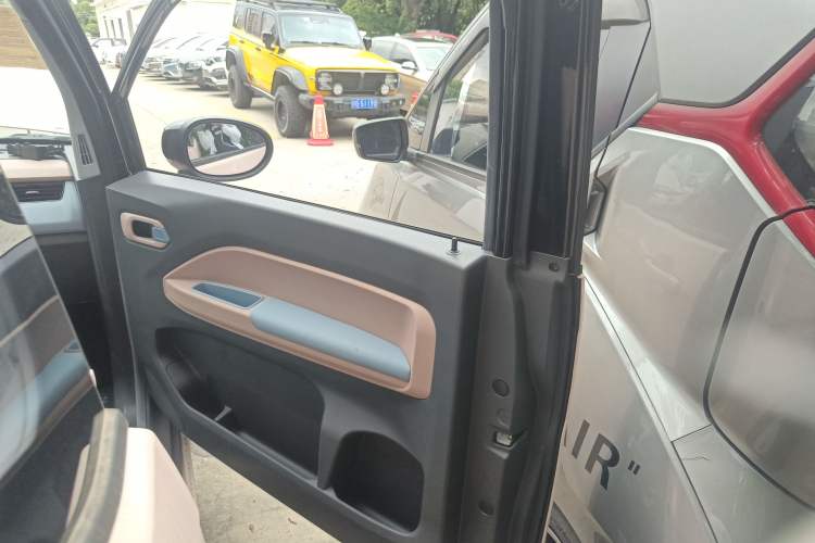 Used Chery New Energy QQ Ice Cream 2025 155km Sundae Edition Right Front Door Interior