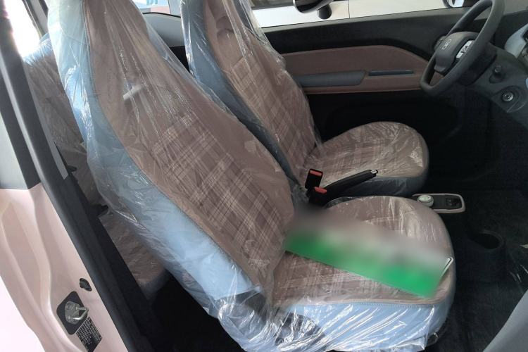 Used Chery New Energy QQ Ice Cream 2025 155km Sundae Edition Right Front Seat