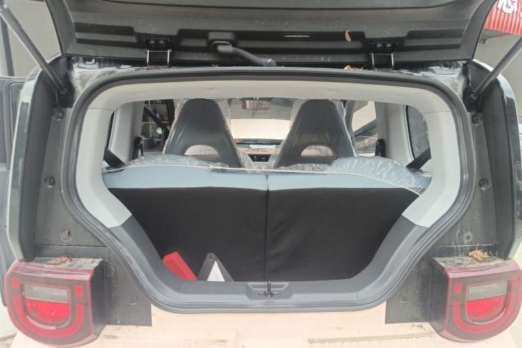 Used Chery New Energy QQ Ice Cream 2025 155km Sundae Edition Trunk