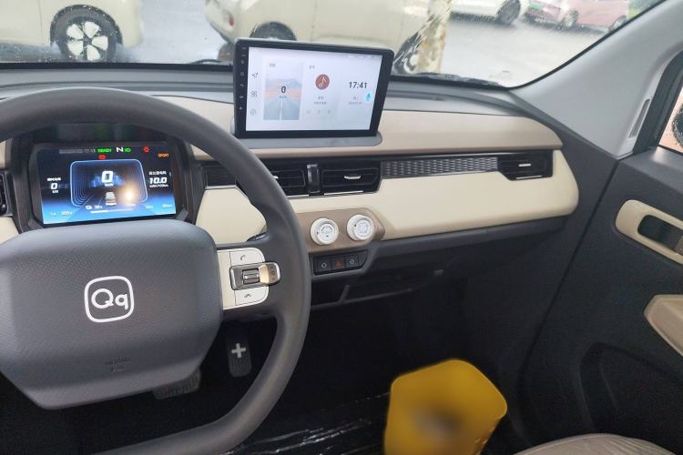 Used Chery New Energy QQ Ice Cream 2025 205km Qi Energy Version Audio And AC Panel