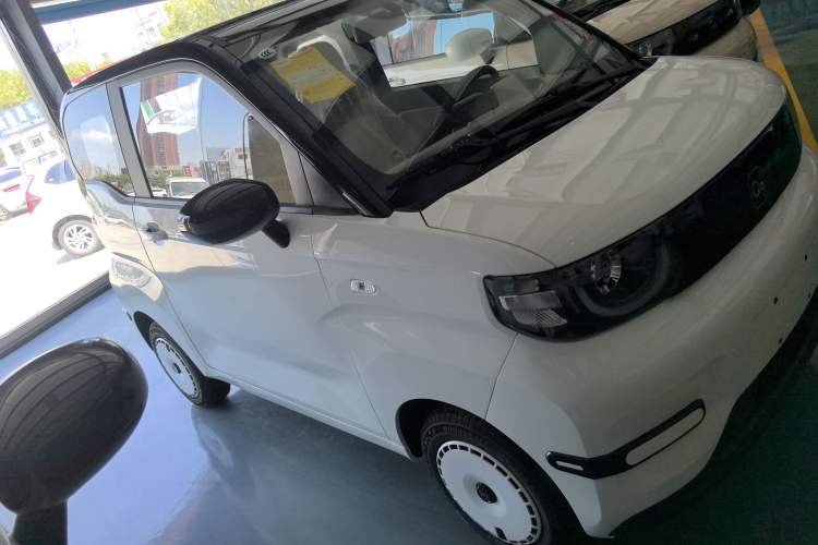 Used Chery New Energy QQ Ice Cream 2025 155km Sundae Edition Exterior 2