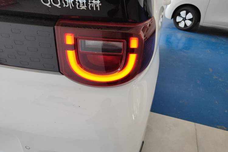 Used Chery New Energy QQ Ice Cream 2025 155km Sundae Edition Exterior 6