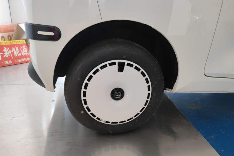 Used Chery New Energy QQ Ice Cream 2025 155km Sundae Edition Exterior 8