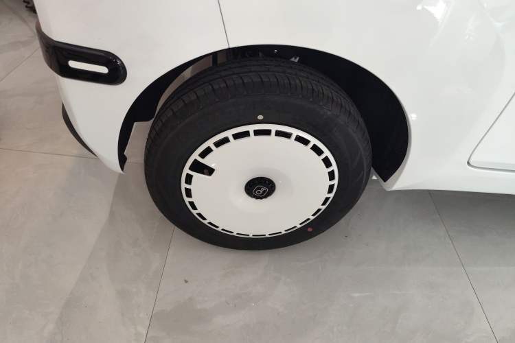 Used Chery New Energy QQ Ice Cream 2025 205km Qi Energy Version Exterior 8