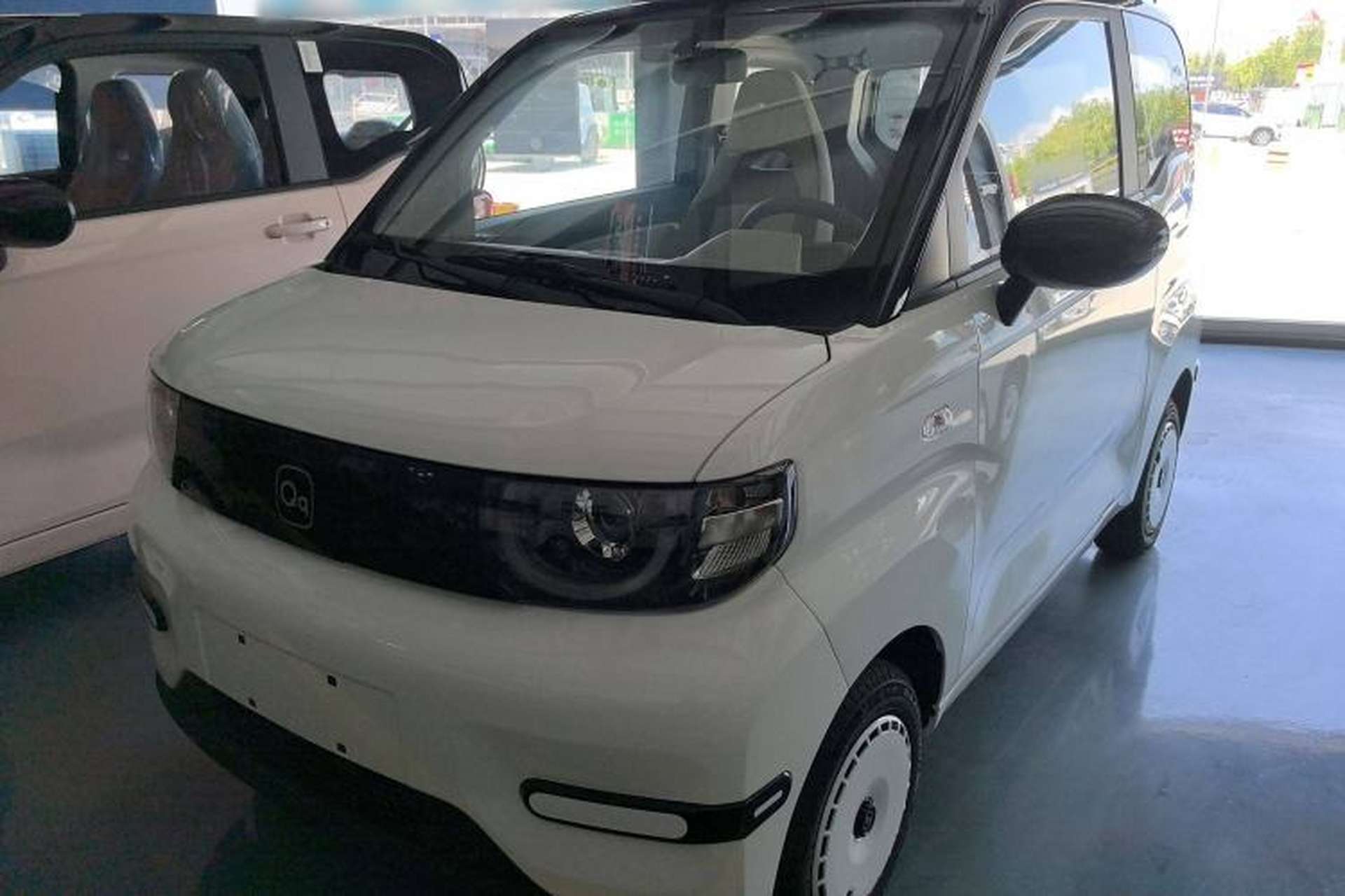 Used Chery New Energy QQ Ice Cream 2025 155km Sundae Edition Front Left 45 Deg