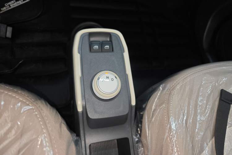 Used Chery New Energy QQ Ice Cream 2025 205km Qi Energy Version Gear Lever