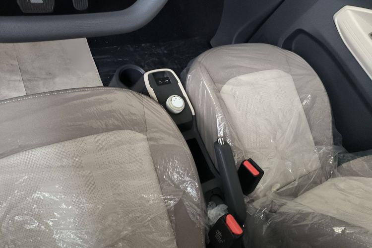 Used Chery New Energy QQ Ice Cream 2025 155km Sundae Edition Gear Lever