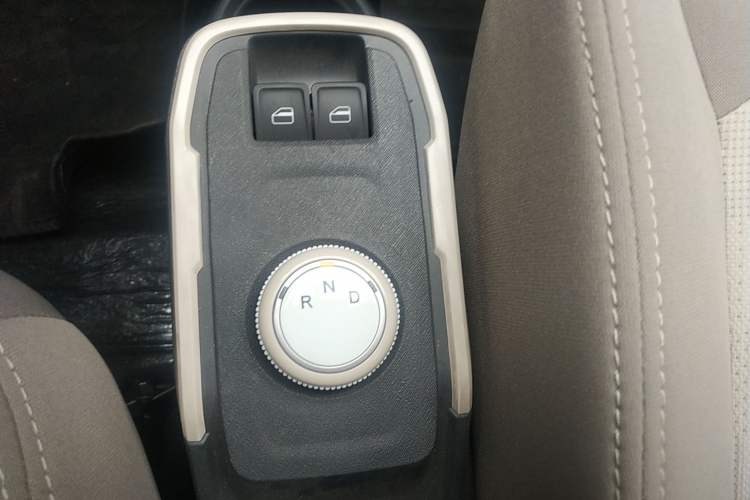 Used Chery New Energy QQ Ice Cream 2025 155km Sundae Edition Gear Lever