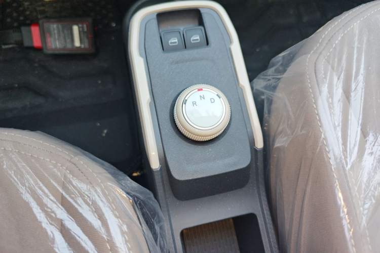 Used Chery New Energy QQ Ice Cream 2025 155km Sundae Edition Gear Lever