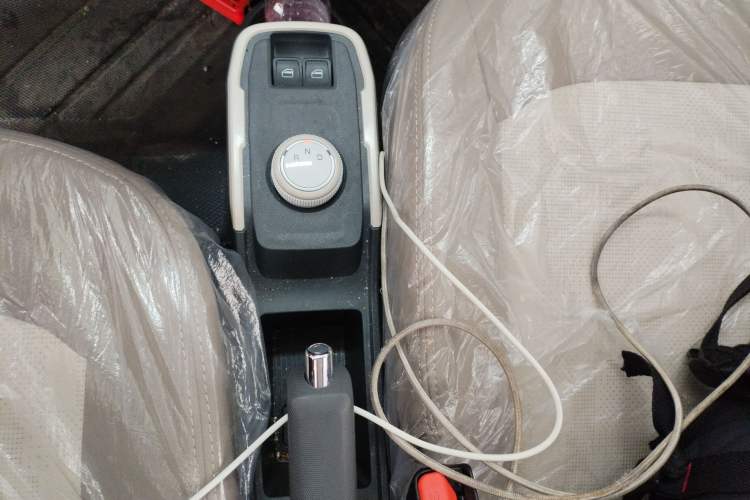 Used Chery New Energy QQ Ice Cream 2025 205km Qi Energy Version Gear Lever