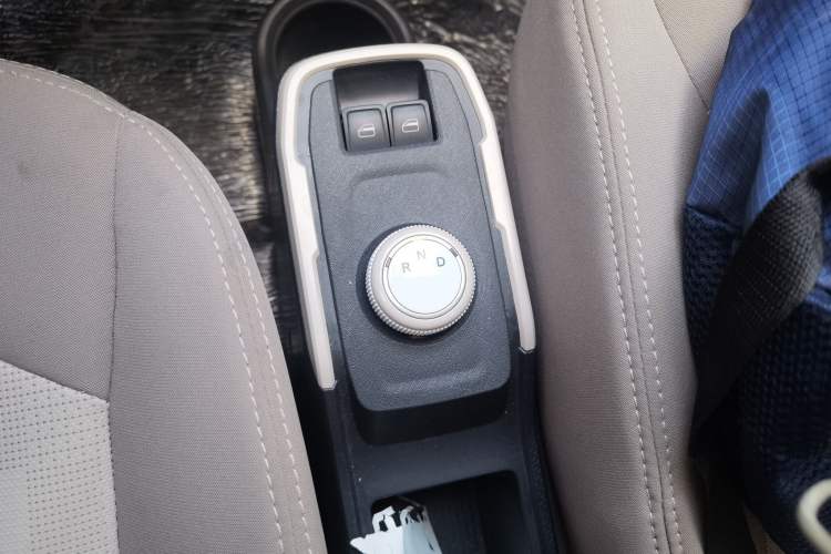Used Chery New Energy QQ Ice Cream 2025 155km Sundae Edition Gear Lever