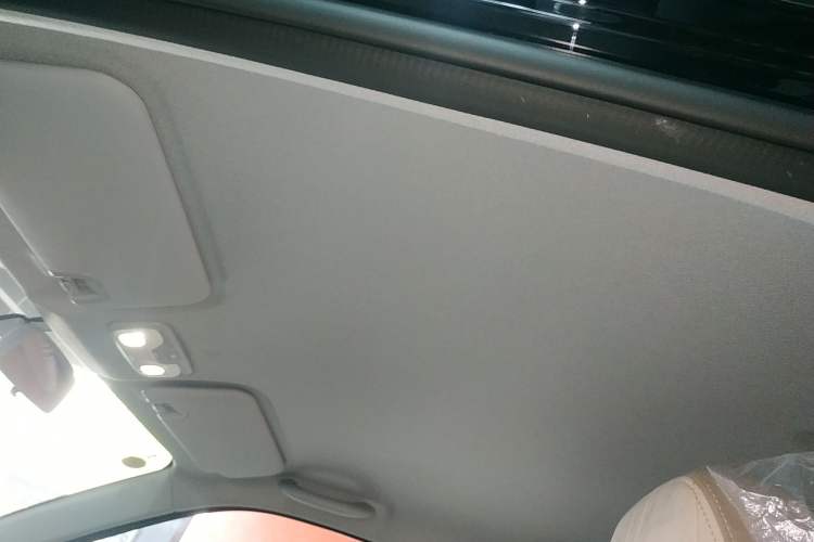 Used Chery New Energy QQ Ice Cream 2025 205km Qi Energy Version Headliner
