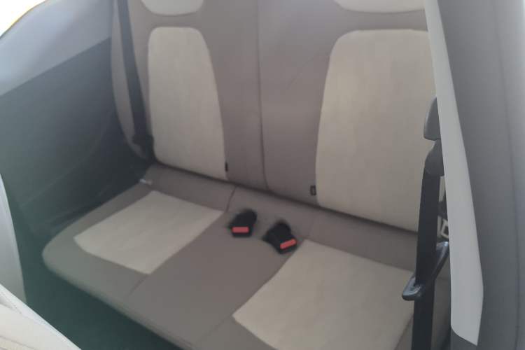Used Chery New Energy QQ Ice Cream 2025 155km Sundae Edition Interior 1