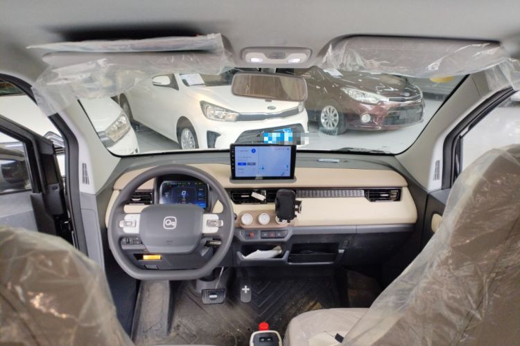 Used Chery New Energy QQ Ice Cream 2025 205km Qi Energy Version Interior 2