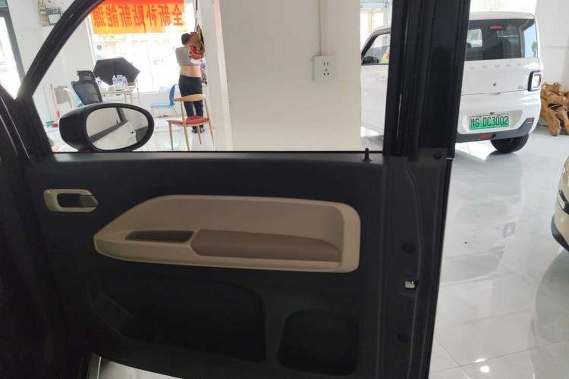 Used Chery New Energy QQ Ice Cream 2025 205km Qi Energy Version Interior 5