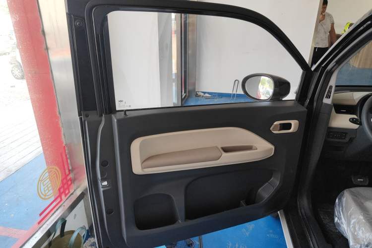 Used Chery New Energy QQ Ice Cream 2025 155km Sundae Edition Interior 7