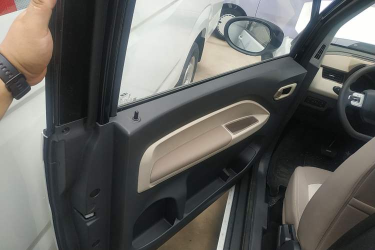 Used Chery New Energy QQ Ice Cream 2025 155km Sundae Edition Interior 8
