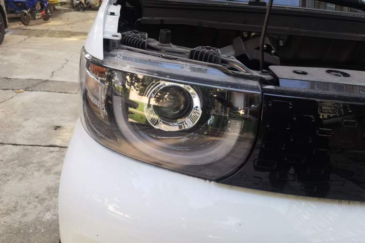 Used Chery New Energy QQ Ice Cream 2025 155km Sundae Edition Right Front Headlight