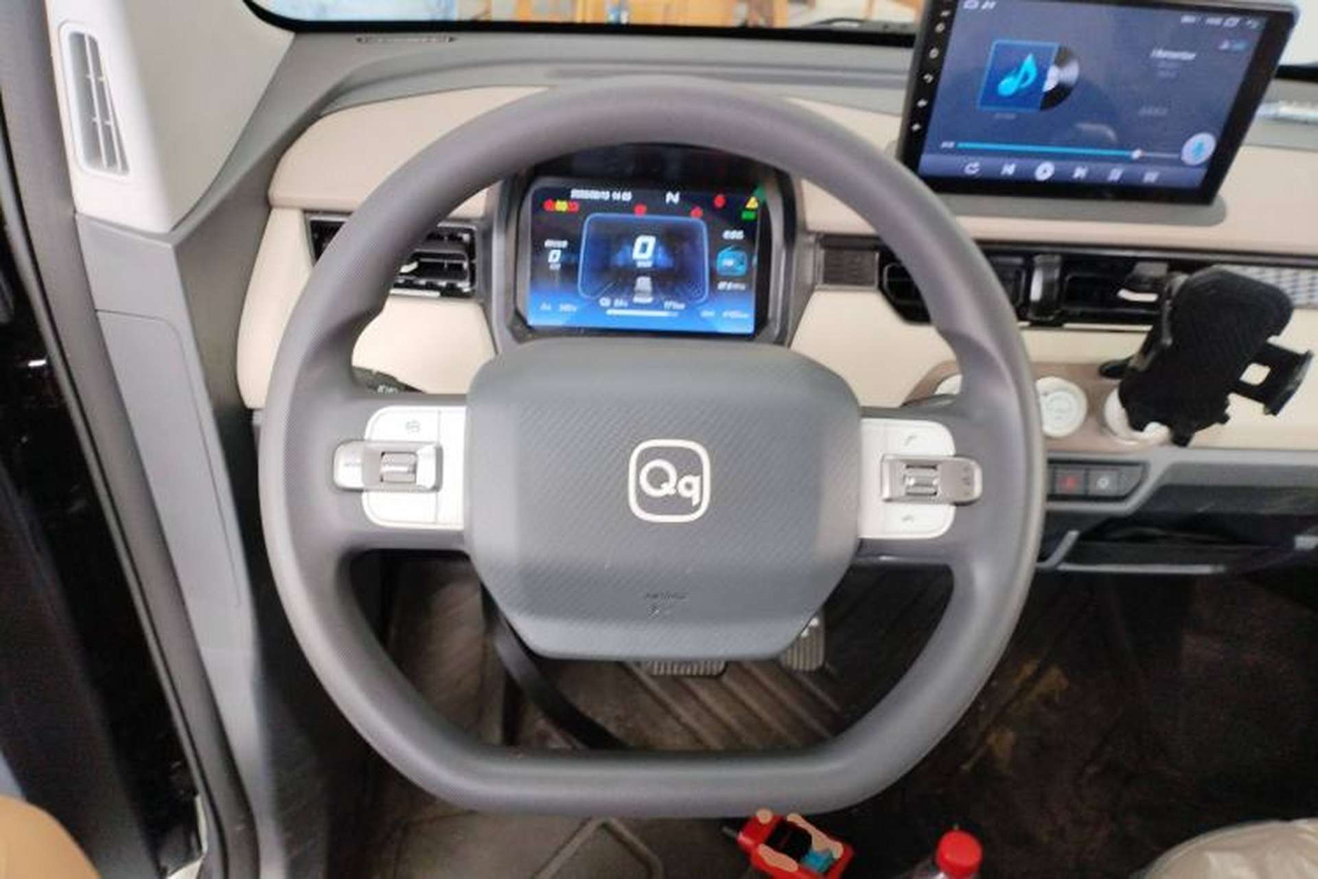 Used Chery New Energy QQ Ice Cream 2025 205km Qi Energy Version Steering Wheel